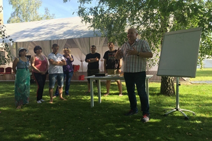Описание: http://www.avtor-cr.by/image.php//media/ZOZH-2016/seminar-na-vila-condra.jpg?width=&height=&image=/media/ZOZH-2016/seminar-na-vila-condra.jpg